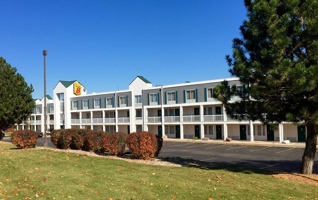 Hotel Super 8 By Wyndham Madison East Zewnętrze zdjęcie