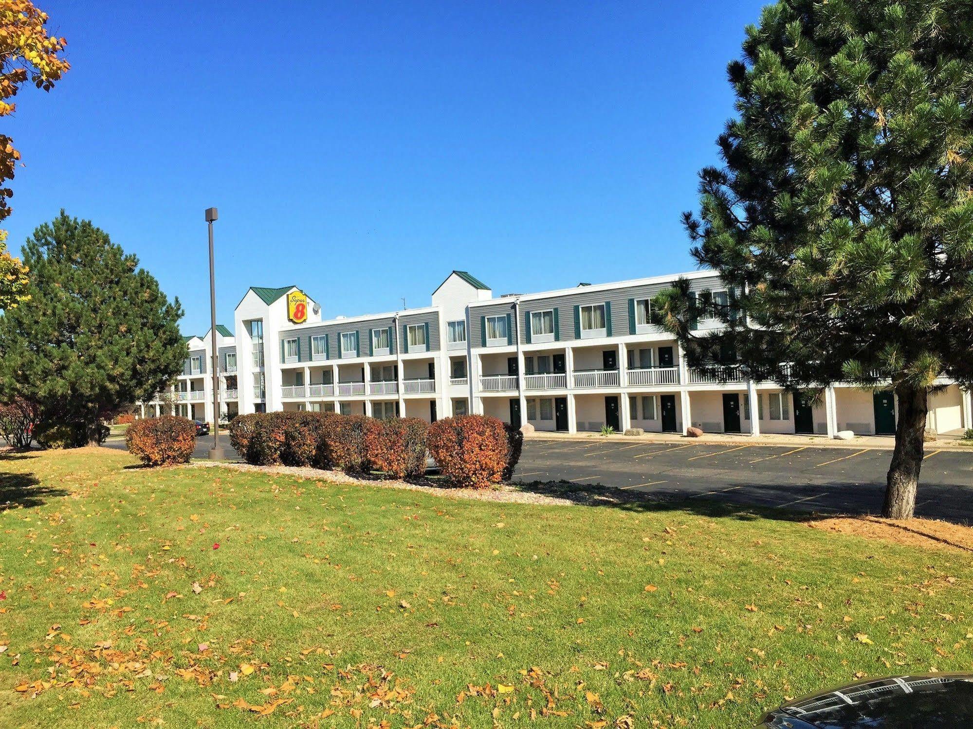 Hotel Super 8 By Wyndham Madison East Zewnętrze zdjęcie